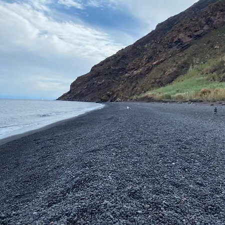 Casa Schicciola * Stromboli